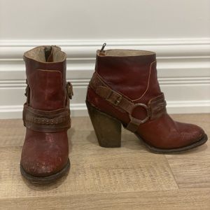 Gorgeous Freebird Reddish Brown Heeled Boots - Cowboy Western Vibes 10